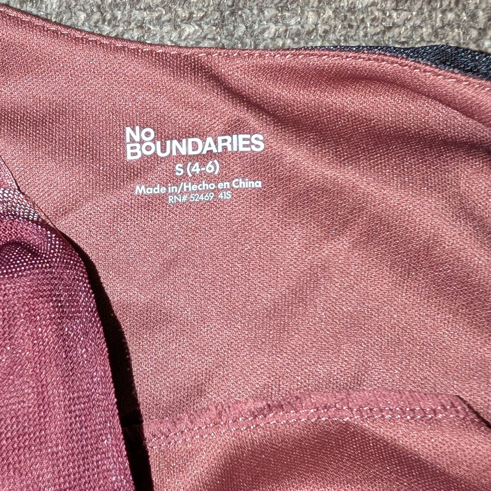 No Boundaries Women's Maxi Dress - Rich Burgundy